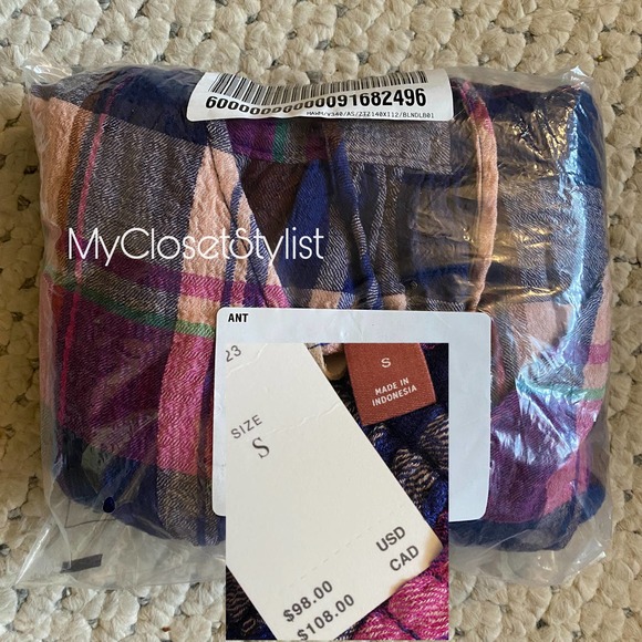 Anthropologie Pilcro Plaid V Neck Blouse NWT! Small Pink Top sold out - Picture 6 of 6